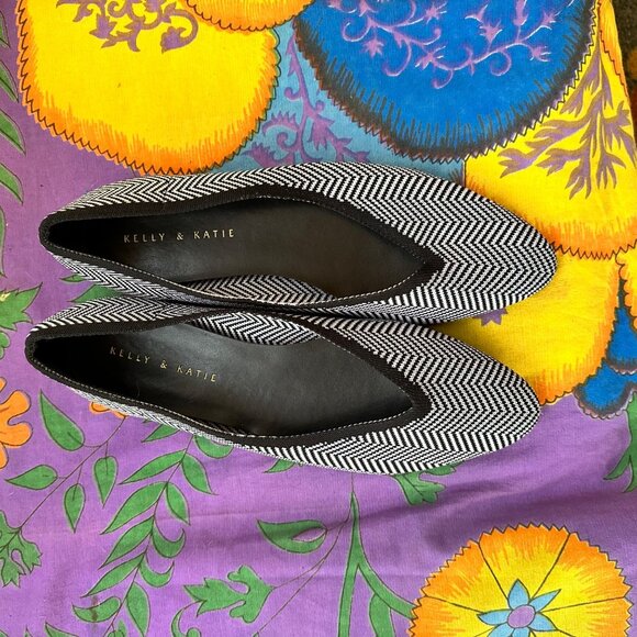 Kelly & Katie 10 womens flats black white chevron flexible point toe shoes - Picture 5 of 7